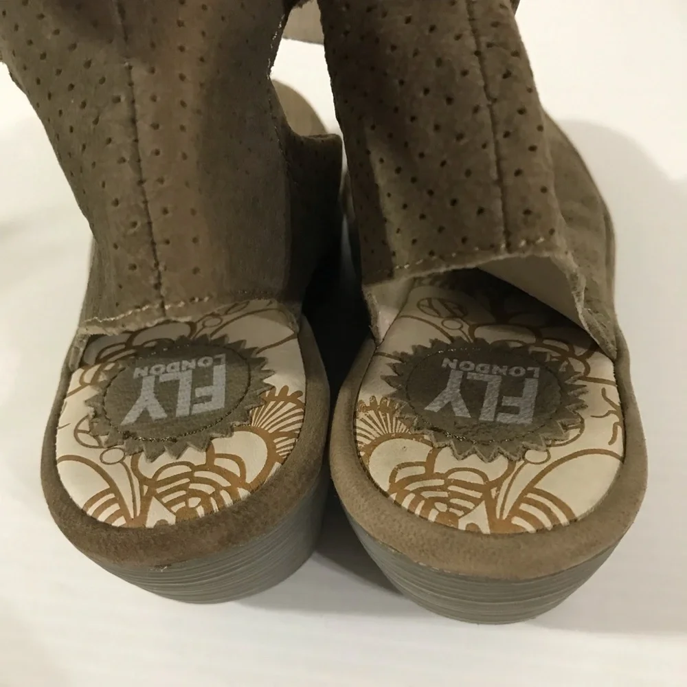 Fly London Yala Sandals Shoes Womens Size 7.5-8 US 38 EU Brown Leather Strappy